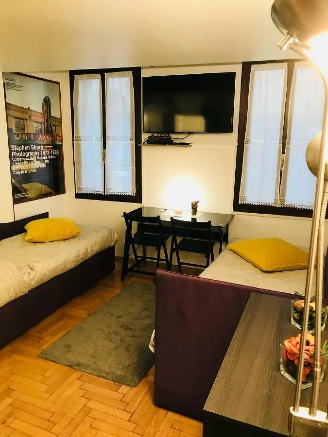 Carina Loft Apartment Venice